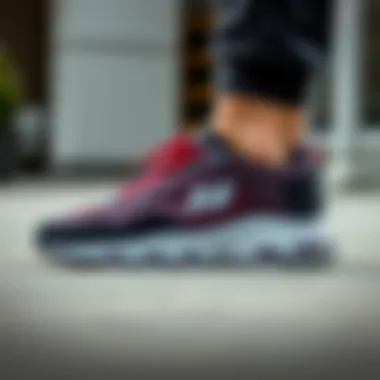 Versatile styling options with Skechers 52811 Nvy