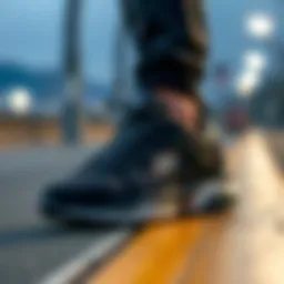 Elegant design of Skechers D'Lux Walker in black